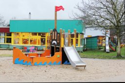 Piratenschiff im Außenbereich