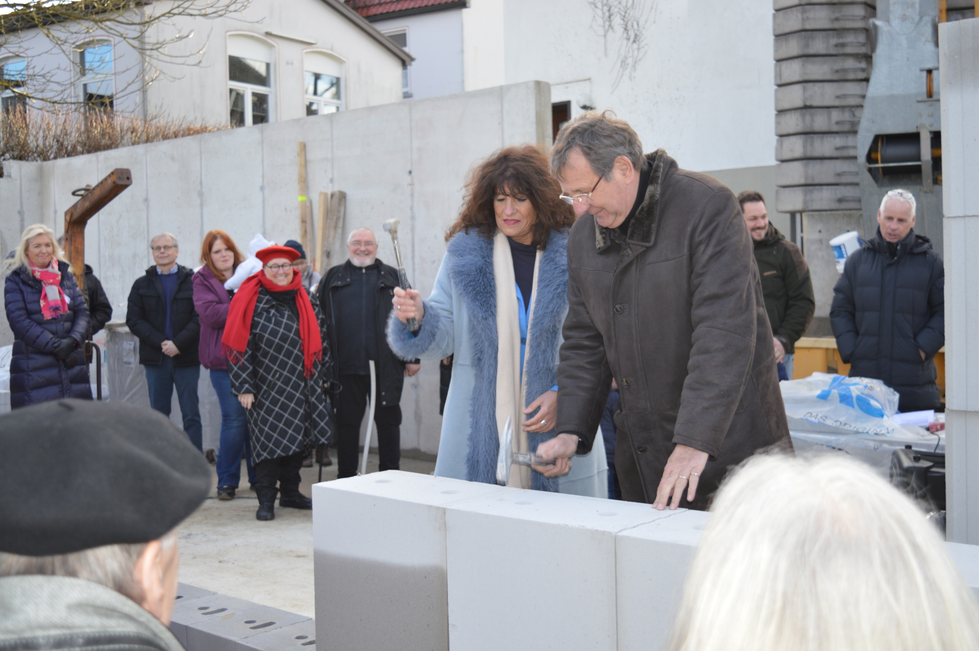 Sabine Noll und Werner Nafe bei der Grundsteinlegung der Kita Herzkamp