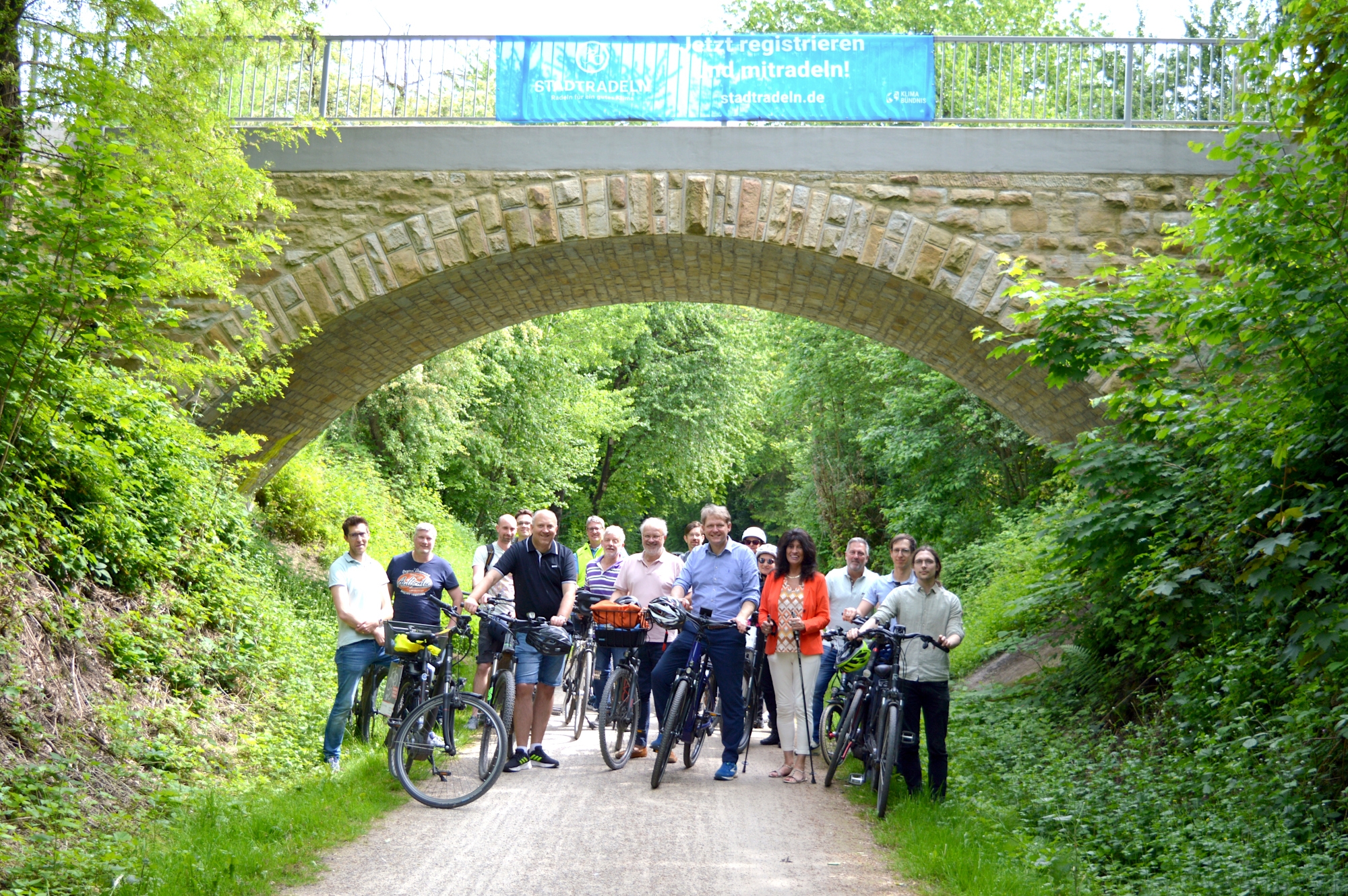Zwischenstopp während der Sternfahrt auf der Glückauf-Trasse in Sprockhövel, Mai 2024